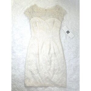 Monique Lhuillier/Saks Fifth Avenue Ivory/Cream Lace‎ Dress Size 6